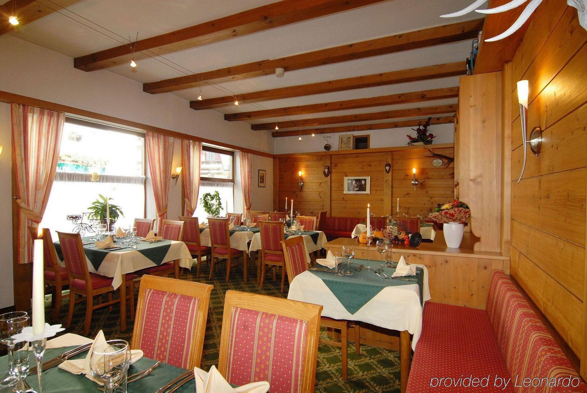 Hotel Fischer Sankt Johann in Tirol Restaurace fotografie